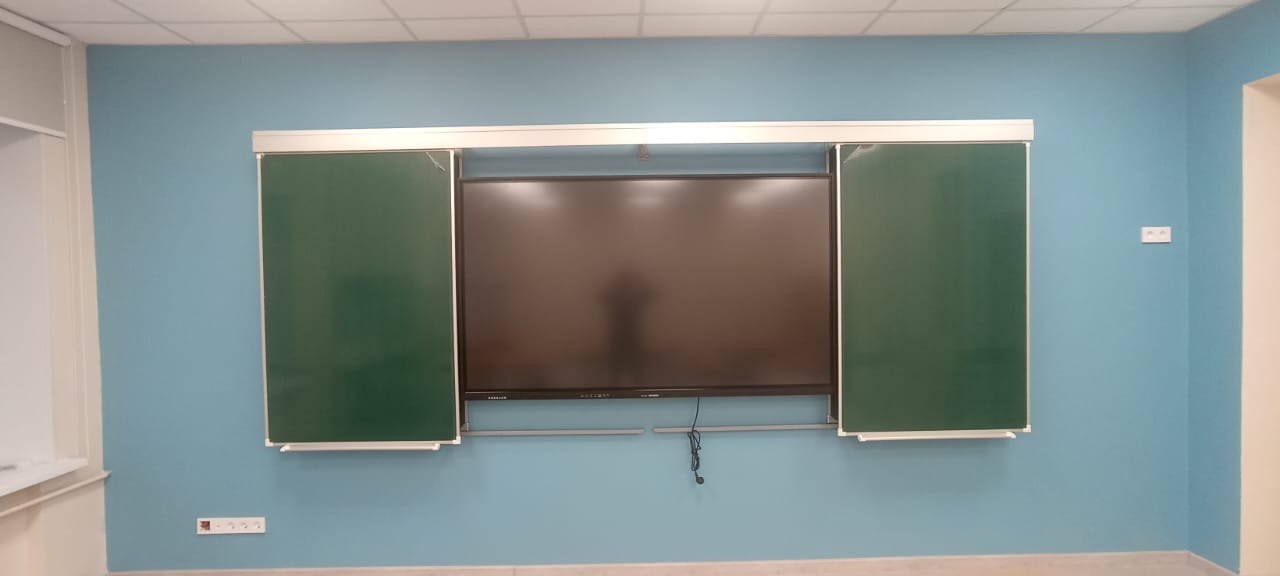 Интерактивный комплекс с рельсовой системой "БС ШКОЛА"